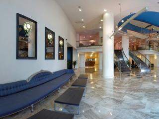 Луксозна лятна почивка 2025 Ultra All до 09.07 с включени чадър и шезлонг на плажа в хотел Астера - Image 3