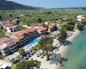5 дни за двама полупансион през юни 2026 в Rachoni Bay Resort