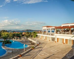 5 дни полупансион за двама през юни 2026 в Alexandros Palace Hotel & Suites Halkidiki