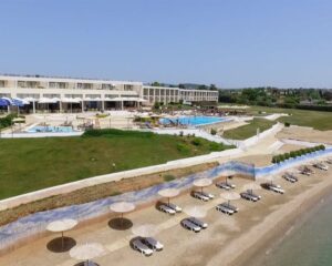 5 дни със закуска за двама през юни 2026 в Ramada Plaza Thraki