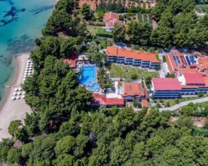 5 дни със закуска за двама през септември в Porfi Beach Hotel Halkidiki