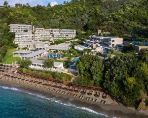 5 дни със закуска за двама през юни 2026 в Kassandra Bay Resort, Suites & SPA