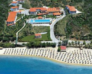 5 дни All Inclusive за двама през юни 2026 в Akrathos Beach Hotel