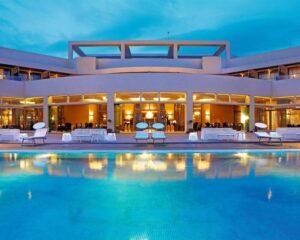 Ранни записвания 2026, 5 дни със закуска за двама през юни	 в Grecotel Grand Hotel Egnatia