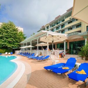 Нощувка на човек на база All Inclusive + безплатен вход за Аквапланет Приморско от хотел Перла Плаза***, Приморско
