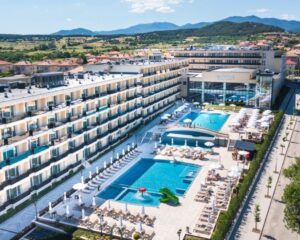 Уикенд в Хисаря! 2 нощувки на човек със закуски и вечери + вътрешни минерални басейни и СПА зона от СПА хотел Империя*****. ДЕТЕ до 11.99г БЕЗПЛАТНО!