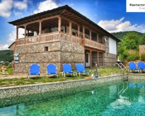 Почивка в Лещен! Нощувка в самостоятелна къща с капацитет 22 човека + басейн от Къща за гости Панорама хаус