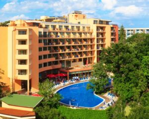 През април и май в Златни пясъци! Нощувка на човек на база All inclusive + топъл минерален басейн и релакс зона в Балнео хотел Алегра****. Дете до 11.99г. - БЕЗПЛАТНО!