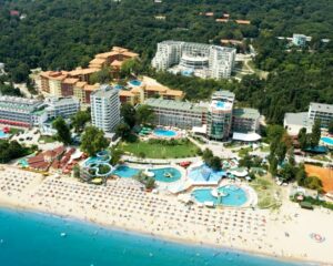 Ранни записвания за море 2025 в Златни Пясъци! Нощувка на човек на база All Inclusive с възможност за плажен All Inclusive в Парк хотел Голдън бийч