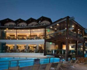 5 дни със закуска за двама през юни 2026 в Cosmopolitan Hotel & Spa