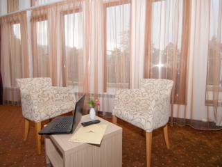 ТОП оферта за Нова година, 2 нощувки с Празнична вечеря в хотел Радинас Уей, Боровец - Image 4