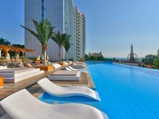 Нова година 2026, 3 дни с вечери една от които празнична в Интернационал Хотел Казино, Златни пясъци - Image 2