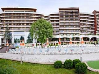 5-звездна All inclusive и СПА наслада на морския бряг през есента и зимата, уикенд в Хотел Фламинго Гранд, Албена