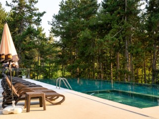 СПА Нова година във Велинград, 3 ношувки със закуски и вечери в СПА хотел Инфинити - Image 3