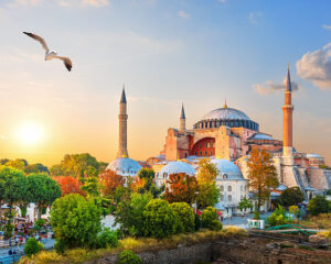 Почивка в Истанбул и Кападокия