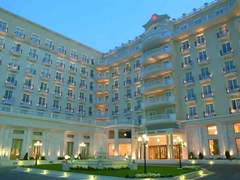 Нова Година в Солун, 3 дни със закуска за двама в Grand Hotel Palace